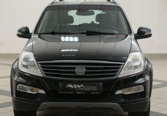 Подержанный автомобиль SsangYong Rexton 2012 года (6 фото)