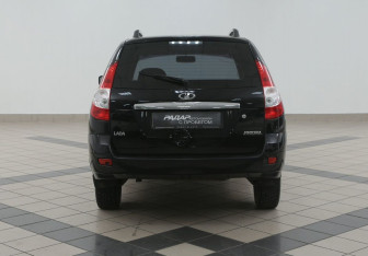 Подержанный автомобиль LADA (ВАЗ) Priora Wagon 2010 года (5 фото)