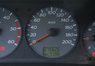 Подержанный автомобиль УАЗ 3162 Simbir 2005 года (17 фото)