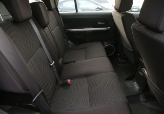 Подержанный автомобиль Suzuki Grand Vitara 2008 года (11 фото)