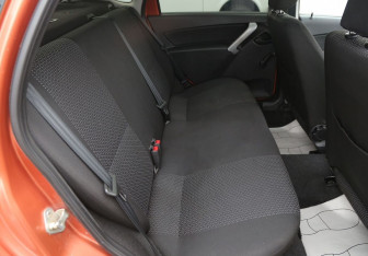 Подержанный автомобиль LADA (ВАЗ) Granta Sedan 2013 года (11 фото)