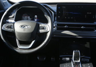 Подержанный автомобиль Chery Tiggo 8 Pro 2021 года (14 фото)