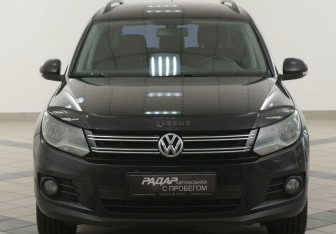 Подержанный автомобиль Volkswagen Tiguan 2014 года (6 фото)