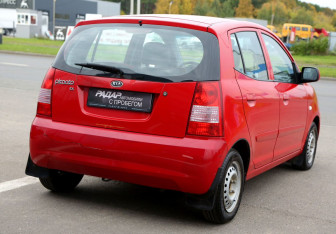 Подержанный автомобиль Kia Picanto 2007 года (6 фото)