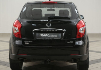 Подержанный автомобиль SsangYong Actyon 2014 года (3 фото)