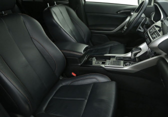 Подержанный автомобиль Mitsubishi Eclipse Cross 2018 года (10 фото)