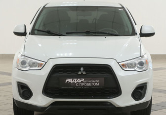Подержанный автомобиль Mitsubishi ASX 2013 года (6 фото)