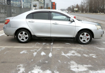 Подержанный автомобиль Geely Emgrand EC7 Sedan 2013 года (7 фото)