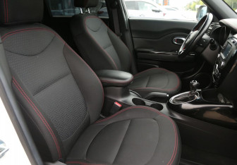 Подержанный автомобиль Kia Soul 2018 года (10 фото)