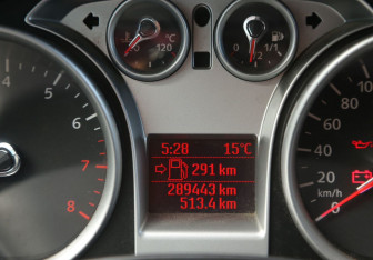Подержанный автомобиль Ford Focus Sedan 2008 года (19 фото)