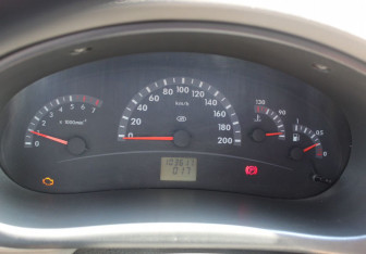 Подержанный автомобиль LADA (ВАЗ) Kalina Sedan 2007 года (16 фото)