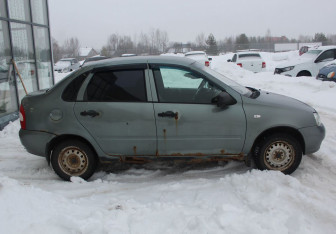 Подержанный автомобиль LADA (ВАЗ) Kalina Sedan 2011 года (8 фото)