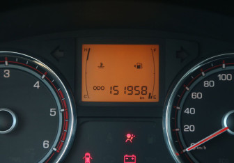 Подержанный автомобиль SsangYong Actyon 2011 года (18 фото)