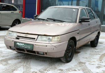 Подержанный автомобиль LADA (ВАЗ) 2112 2001 года (3 фото)