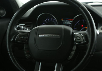Подержанный автомобиль Land Rover Range Rover Evoque 2012 года (16 фото)