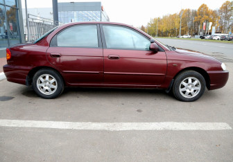 Подержанный автомобиль Kia Spectra Sedan 2008 года (7 фото)