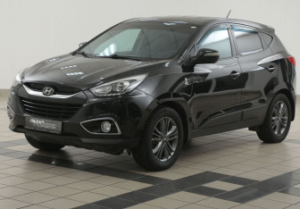 Подержанный автомобиль Hyundai ix35 2014 года (8 фото)