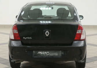 Подержанный автомобиль Renault Symbol 2007 года (3 фото)