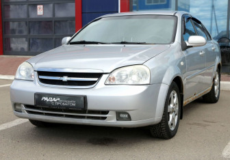 Подержанный автомобиль Chevrolet Lacetti Sedan 2007 года (3 фото)
