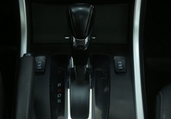 Подержанный автомобиль Honda Accord Sedan 2013 года (13 фото)
