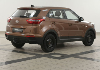 Подержанный автомобиль Hyundai Creta 2018 года (4 фото)