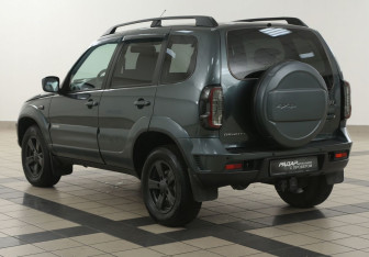 Подержанный автомобиль Chevrolet Niva 2018 года (2 фото)