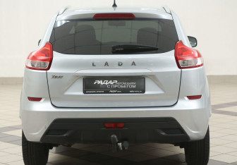 Подержанный автомобиль LADA (ВАЗ) XRAY 2021 года (3 фото)