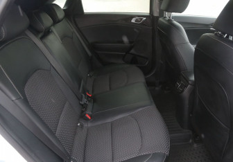 Подержанный автомобиль Kia Ceed Hatchback 2018 года (19 фото)