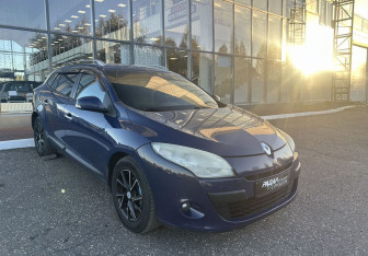 Подержанный автомобиль Renault Megane Wagon 2010 года (1 фото)