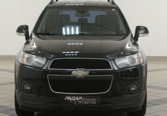 Подержанный автомобиль Chevrolet Captiva 2014 года (6 фото)