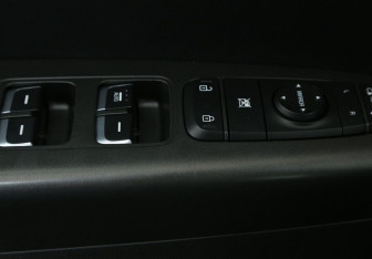 Подержанный автомобиль Kia Sportage 2016 года (17 фото)