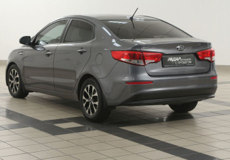 Подержанный автомобиль Kia Rio Sedan 2016 года (2 фото)
