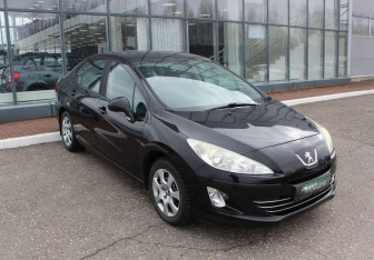 Подержанный автомобиль Peugeot 408 2013 года (1 фото)