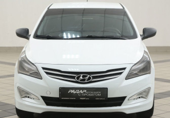 Подержанный автомобиль Hyundai Solaris Sedan 2015 года (6 фото)