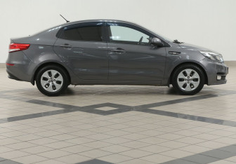 Подержанный автомобиль Kia Rio Sedan 2015 года (5 фото)