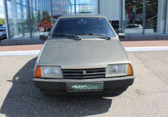 Подержанный автомобиль LADA (ВАЗ) 21099 2002 года (2 фото)