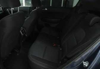 Подержанный автомобиль Kia Sportage 2020 года (14 фото)