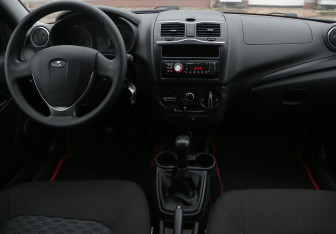 Подержанный автомобиль LADA (ВАЗ) Granta Hatchback 2019 года (12 фото)