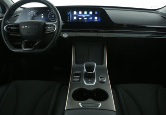 Подержанный автомобиль Omoda C5 2023 года (11 фото)