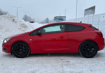 Подержанный автомобиль Opel Astra Hatchback 2013 года (3 фото)