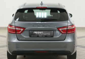 Подержанный автомобиль LADA (ВАЗ) Vesta Wagon 2019 года (3 фото)