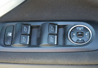 Подержанный автомобиль Ford Mondeo Sedan 2008 года (17 фото)