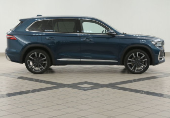 Подержанный автомобиль Geely Monjaro 2022 года (5 фото)