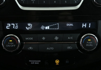 Подержанный автомобиль Nissan Qashqai 2018 года (16 фото)