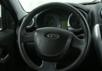 Подержанный автомобиль LADA (ВАЗ) Granta Sedan 2014 года (15 фото)