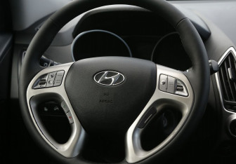 Подержанный автомобиль Hyundai ix35 2013 года (17 фото)