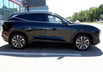 Подержанный автомобиль Jetour Dashing 2023 года (7 фото)
