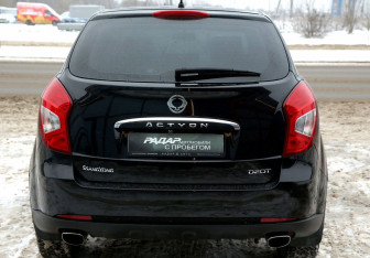 Подержанный автомобиль SsangYong Actyon 2013 года (5 фото)