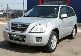 Подержанный автомобиль Chery Tiggo (T11) 2010 года (3 фото)