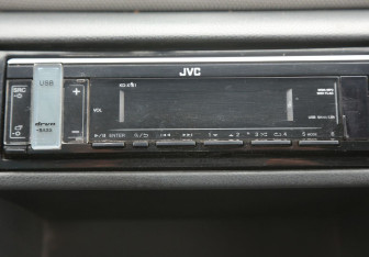 Подержанный автомобиль Mitsubishi Outlander 2006 года (15 фото)